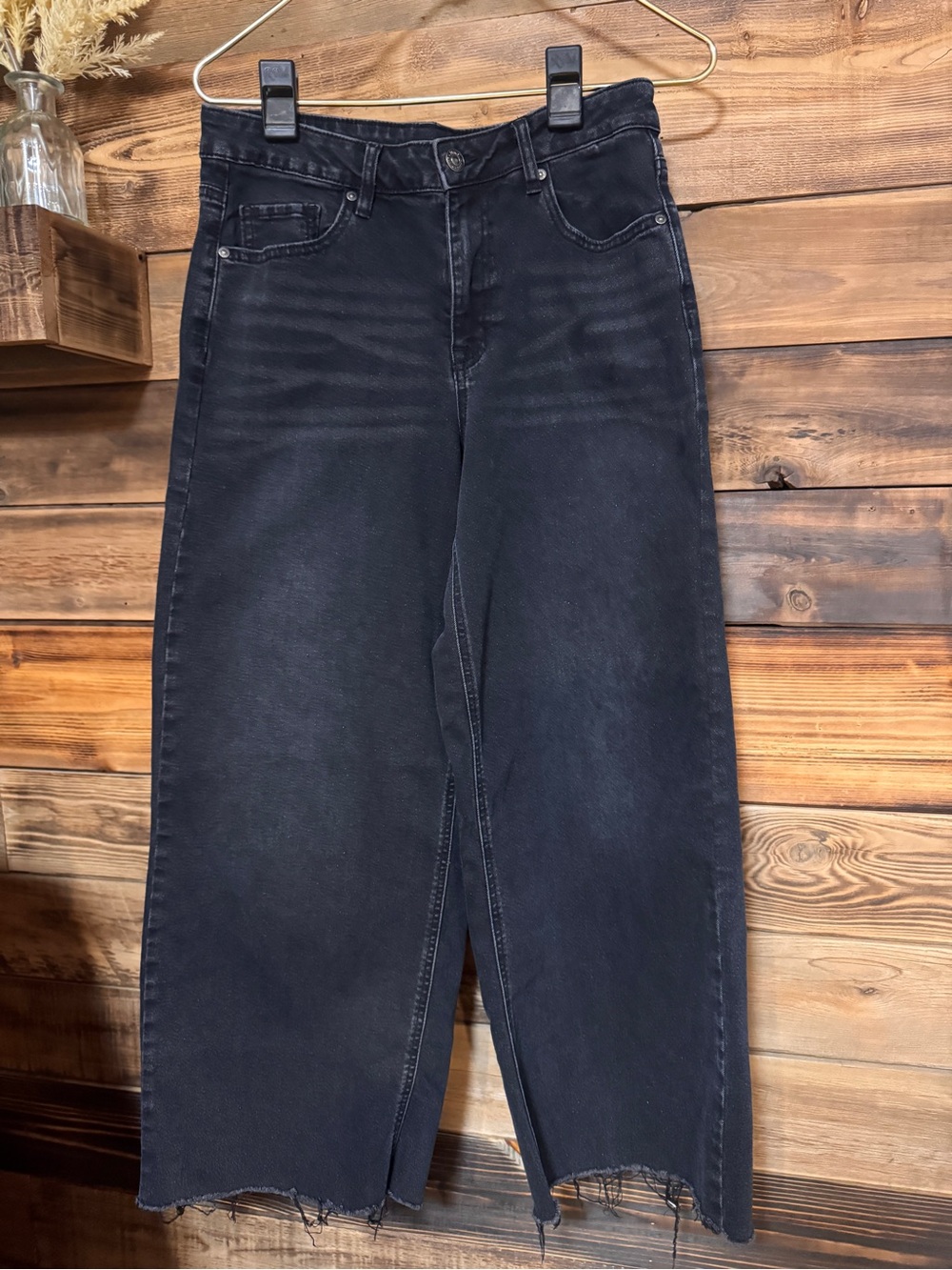Almost Famous Black Wide-Leg Frayed Hem Jeans Size 9 Baggy